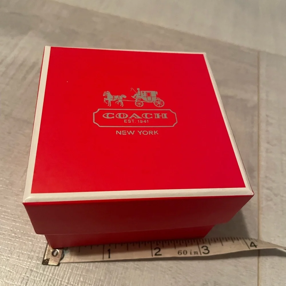 Excellent condition Coach box - Picture 3 of 5